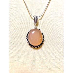 🌈 Beautiful orange Lace agate necklace